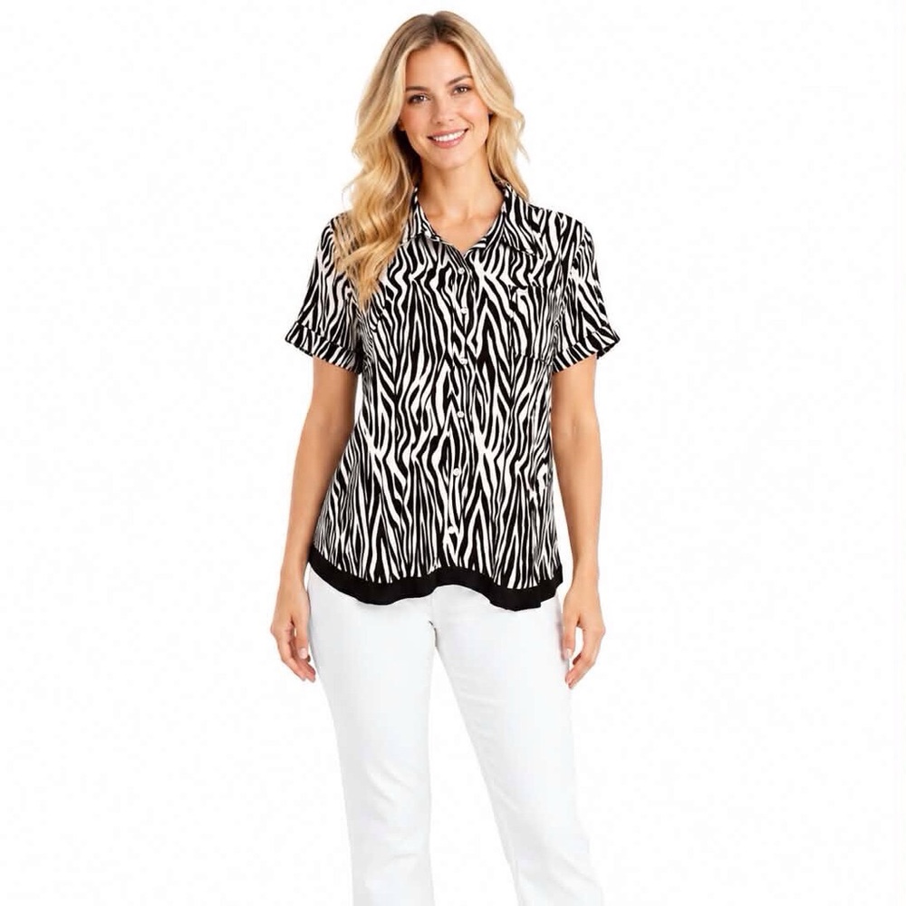 East 5th Animal Print Button Up Blouse Black And White Size Large